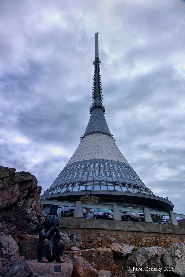009 večerní Ještěd, dole malý Marťánek 150310_2